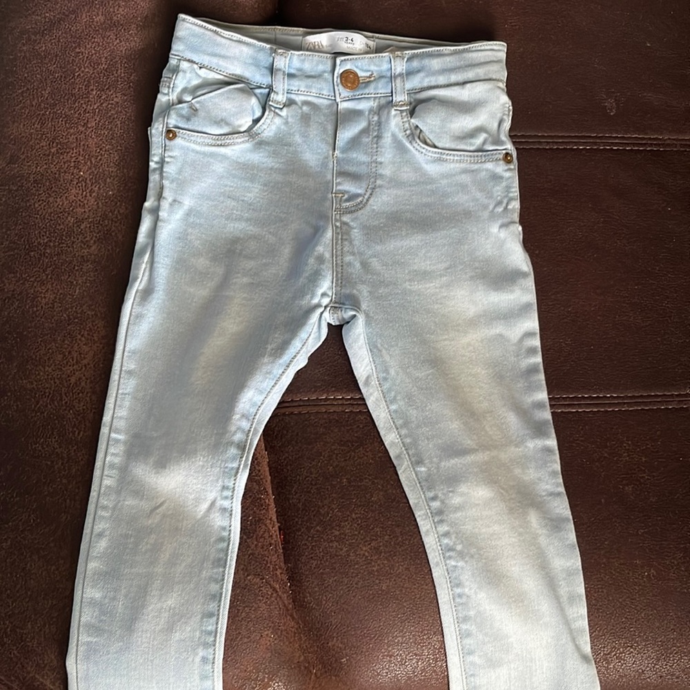 Zara jeans
